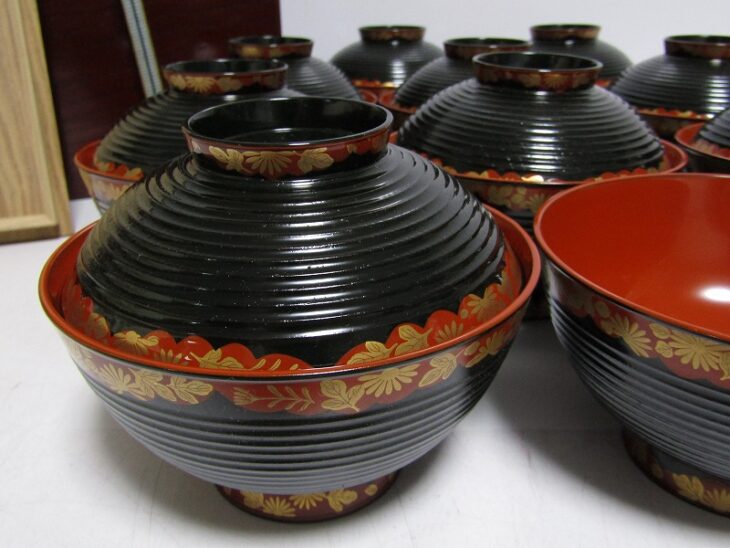 出張買取】東京都八王子市にて 漆匠 川端近左 作 菊蒔絵煮物椀 などの