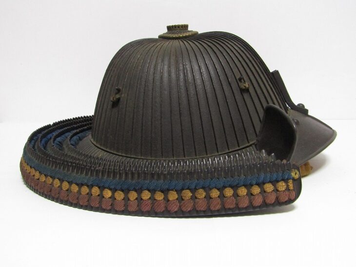 江戸時代 早乙女派四代 在銘 常州住早乙女家貞 鉄地六十二間筋兜