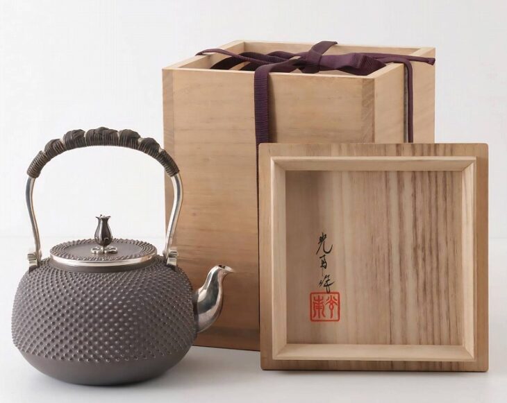 石黒光南 作 純銀 玉霰 湯沸 銀瓶 共箱 煎茶道具