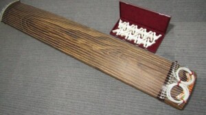 17弦 琴 並甲 すだれ彫り