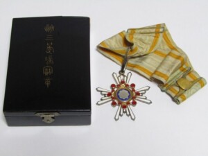 勲三等 瑞宝章 勲章